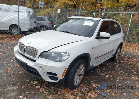 2013 BMW X5 xDrive35I/xDrive35I Premium/xDrive35I Sport Activity из США, поврежденный, VIN 5UXZV4C54D0E00173